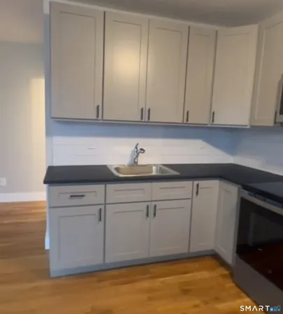 $2,500 | 980 Hancock Avenue, Unit 2R, Bridgeport, CT 06605