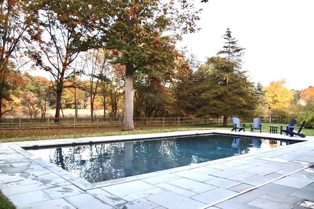 306 Musketaquid Road Concord, MA 01742 - Photo 3 of 37