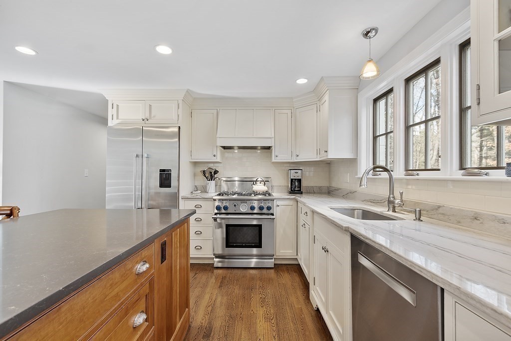 306 Musketaquid Road Concord, MA 01742 - Photo 8 of 37