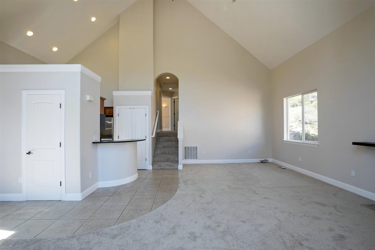 14510 East Reed Avenue Truckee, CA 96161 - Photo 5 of 21 Gallery Image 5