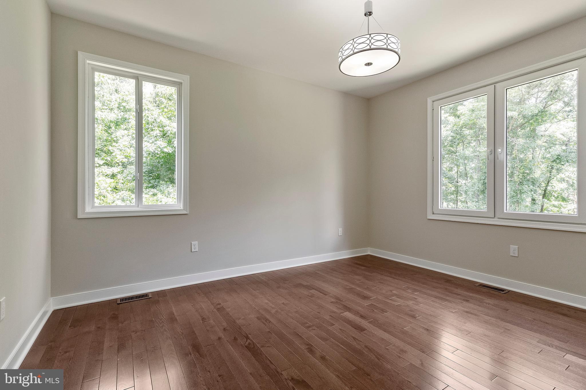 4817 Pole Road Alexandria, VA 22309 - Photo 11 of 53 Gallery Image 11