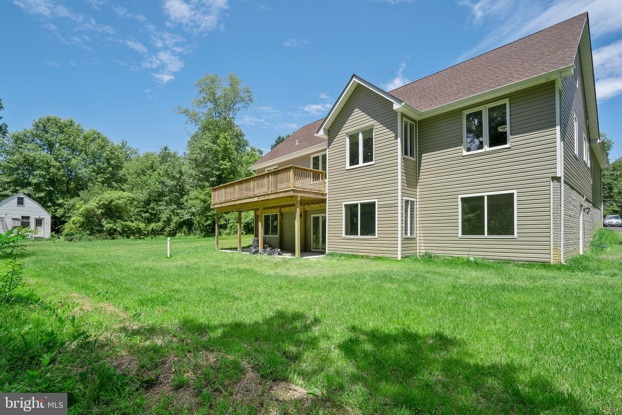 4817 Pole Road Alexandria, VA 22309 - Photo 6 of 53 Gallery Image 6