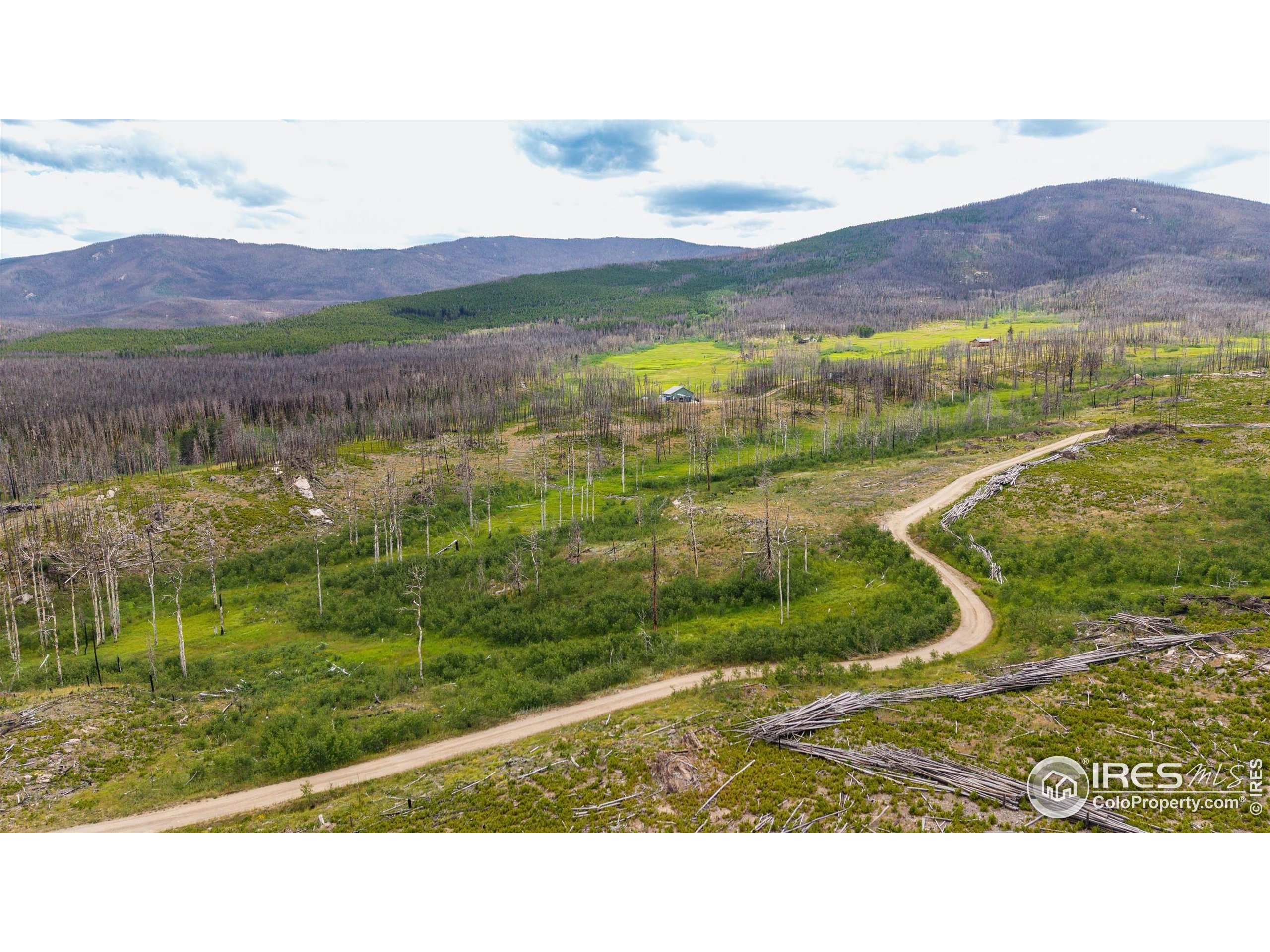 529 Quartz Road Bellvue, CO 80512 - Photo 29 of 31 a view of lake with mountain