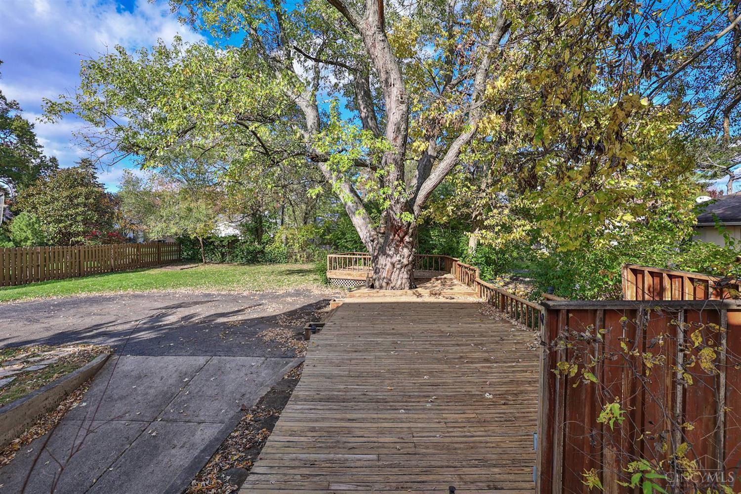 14 Fleming Road Wyoming, OH 45215 - Photo 27 of 33 Gallery Image 27