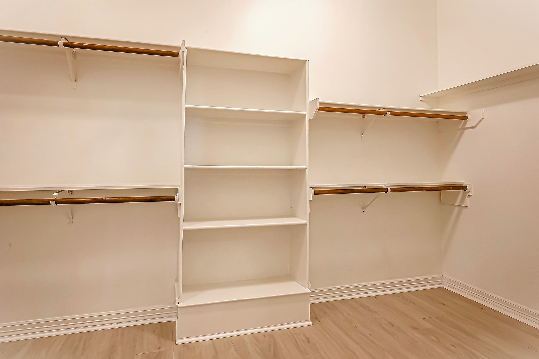 16018 Conners Ace Drive Spring, TX 77379 - Photo 28 of 47 a view of an empty walk in closet