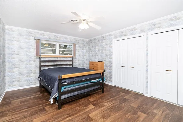 $229,900 | 2102 South High Street, Brady, TX 76825