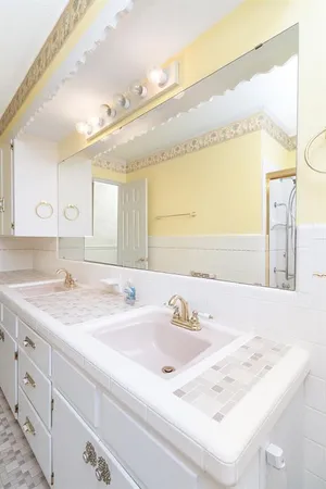 $229,900 | 2102 South High Street, Brady, TX 76825