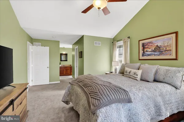 $575,000 | 2 Parkside Drive, Elverson, PA 19520