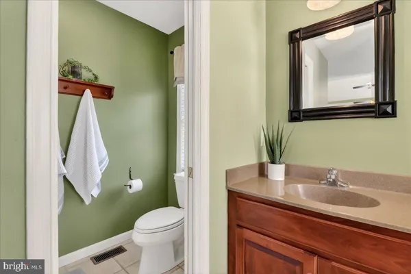 $575,000 | 2 Parkside Drive, Elverson, PA 19520