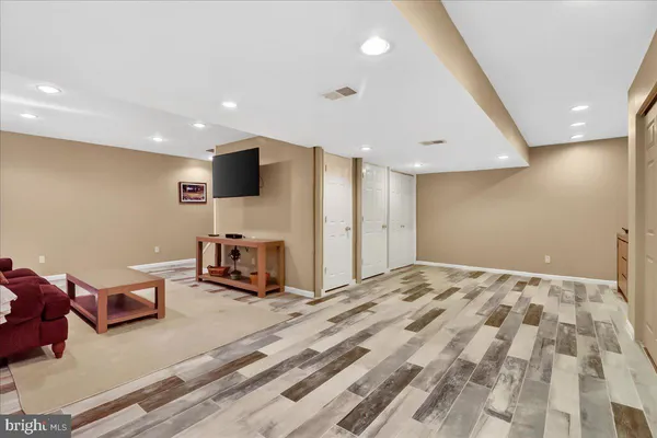 $575,000 | 2 Parkside Drive, Elverson, PA 19520