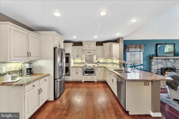 $575,000 | 2 Parkside Drive, Elverson, PA 19520