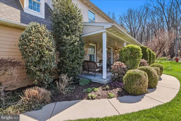 $575,000 | 2 Parkside Drive, Elverson, PA 19520