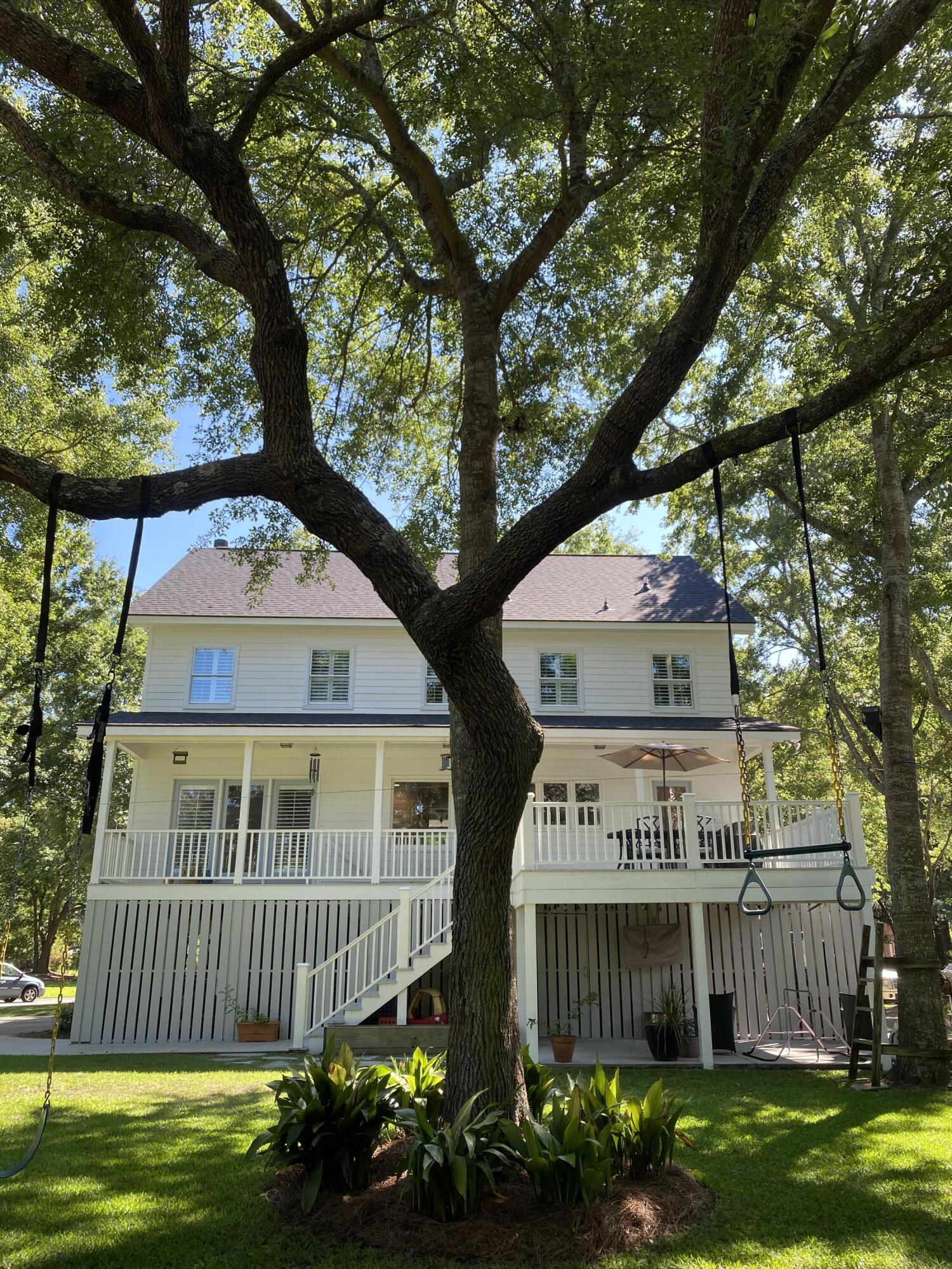 370 Stringer Alley Mount Pleasant, SC 29464 - Photo 2 of 47 Back