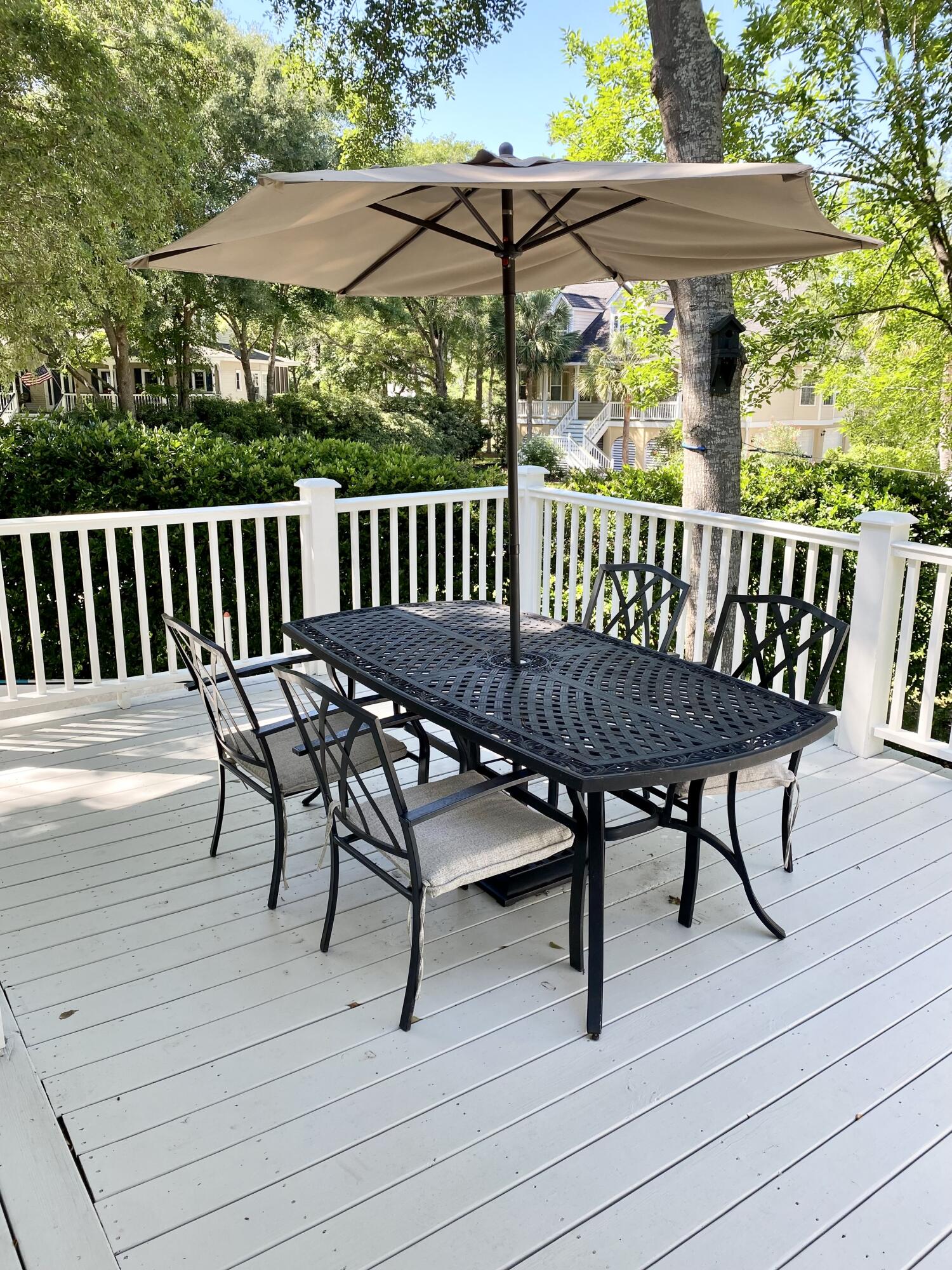 370 Stringer Alley Mount Pleasant, SC 29464 - Photo 27 of 47 Back Porch