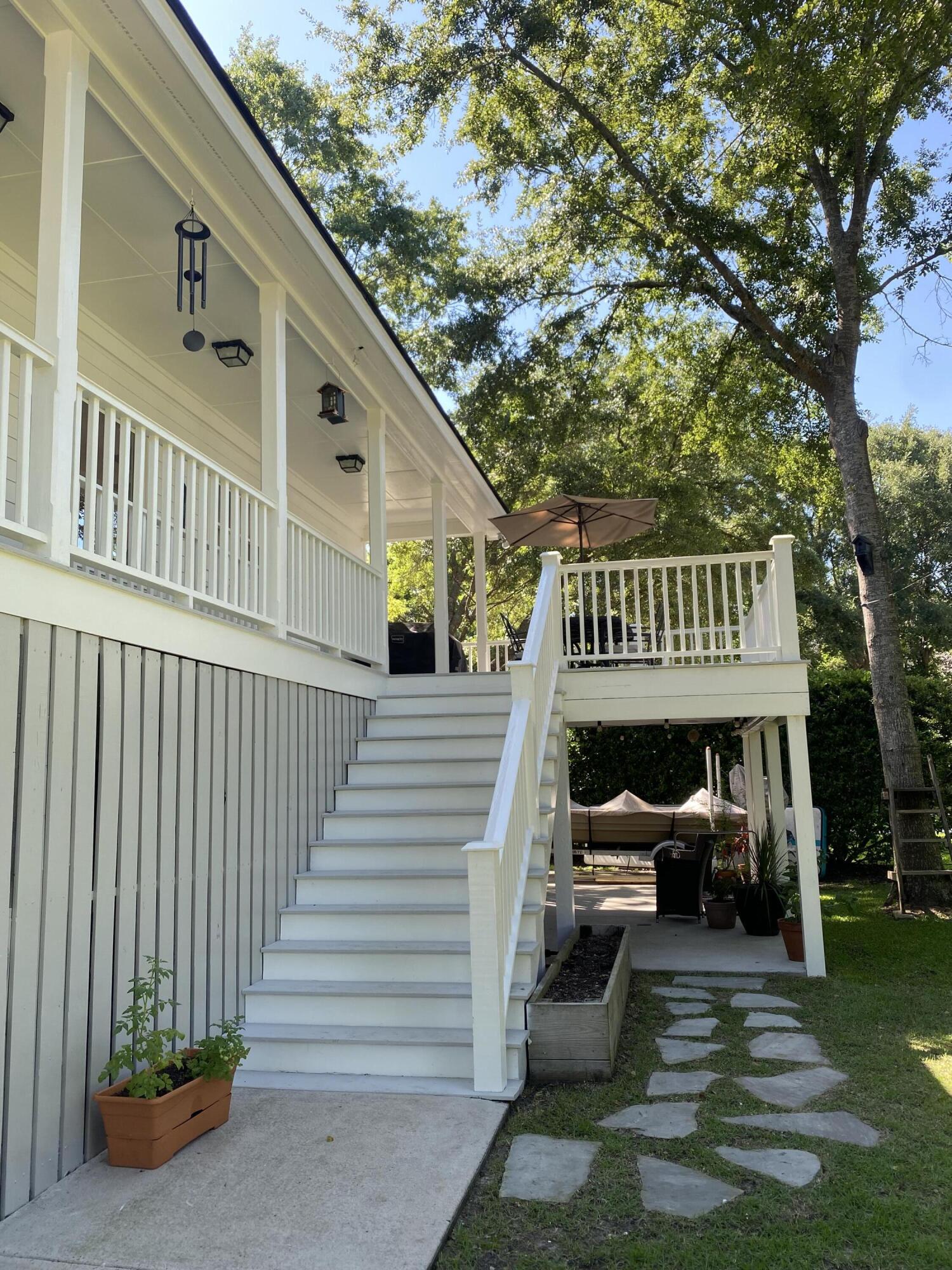 370 Stringer Alley Mount Pleasant, SC 29464 - Photo 29 of 47 Back Steps