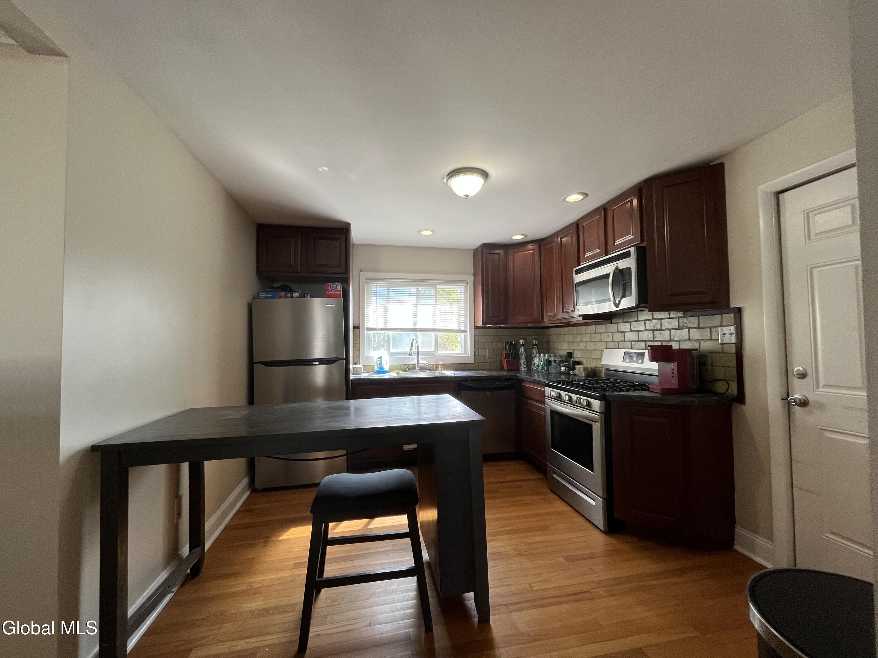 1104 Owen Road Schenectady, NY 12303 - Photo 4 of 24 IMG_3709