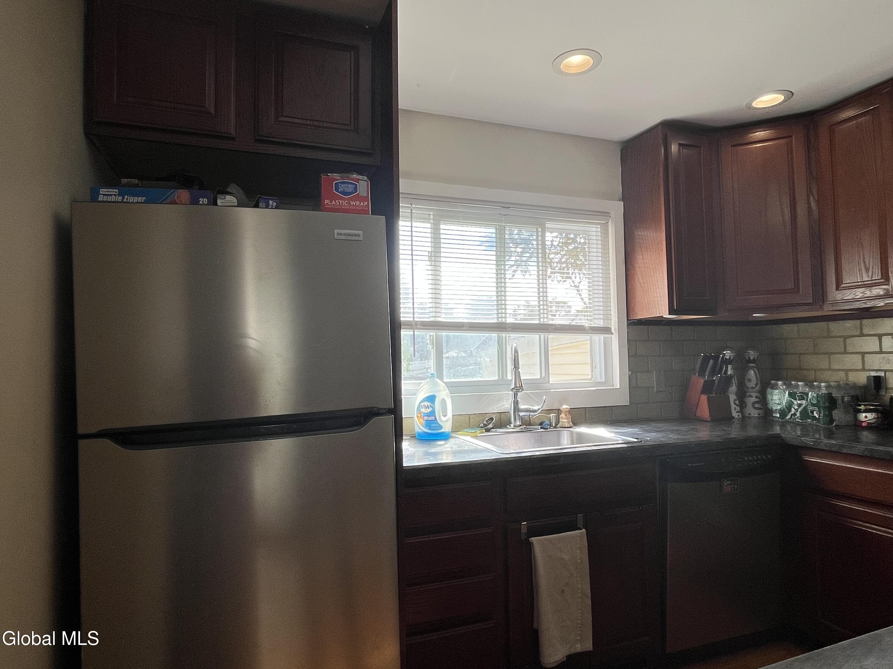 1104 Owen Road Schenectady, NY 12303 - Photo 6 of 24 IMG_3716