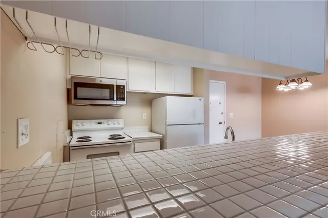 $335,000 | 5585 Pacific Coast Highway, Unit 140, Long Beach, CA 90804