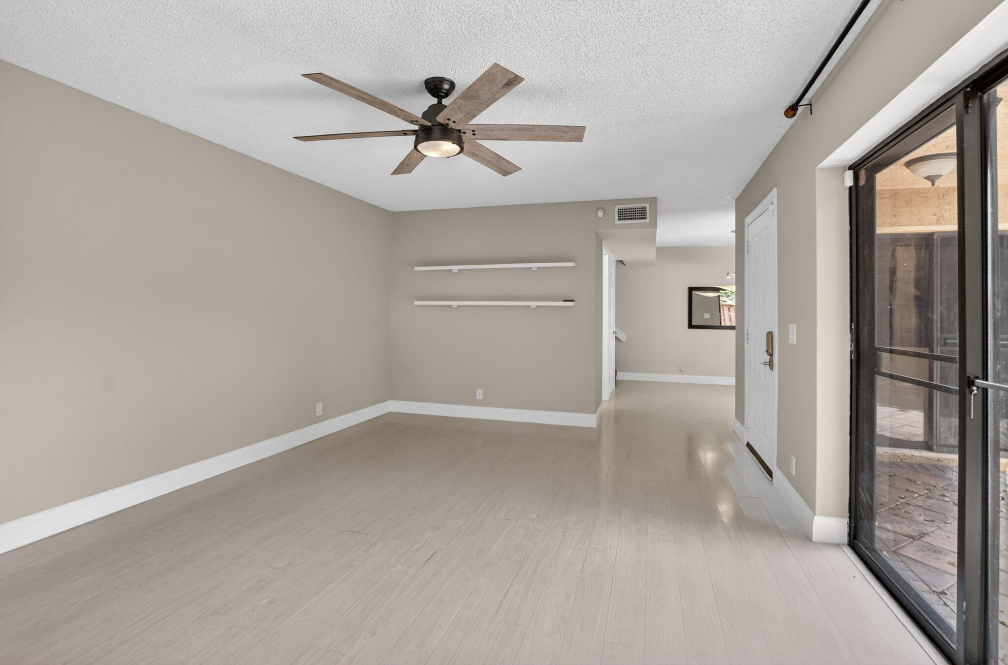 8099 Severn Drive, Unit D Boca Raton, FL 33433 - Photo 11 of 52 11-web-or-mls-DSC_5707