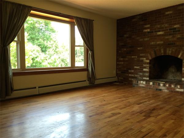 217 Morgan Road West Springfield, MA 01089 - Photo 11 of 25 an empty room with windows