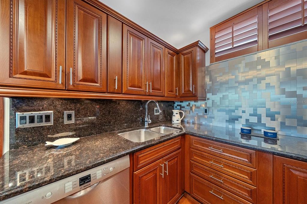 100 Sands Point Road, Unit 303 Longboat Key, FL 34228 - Photo 40 of 45