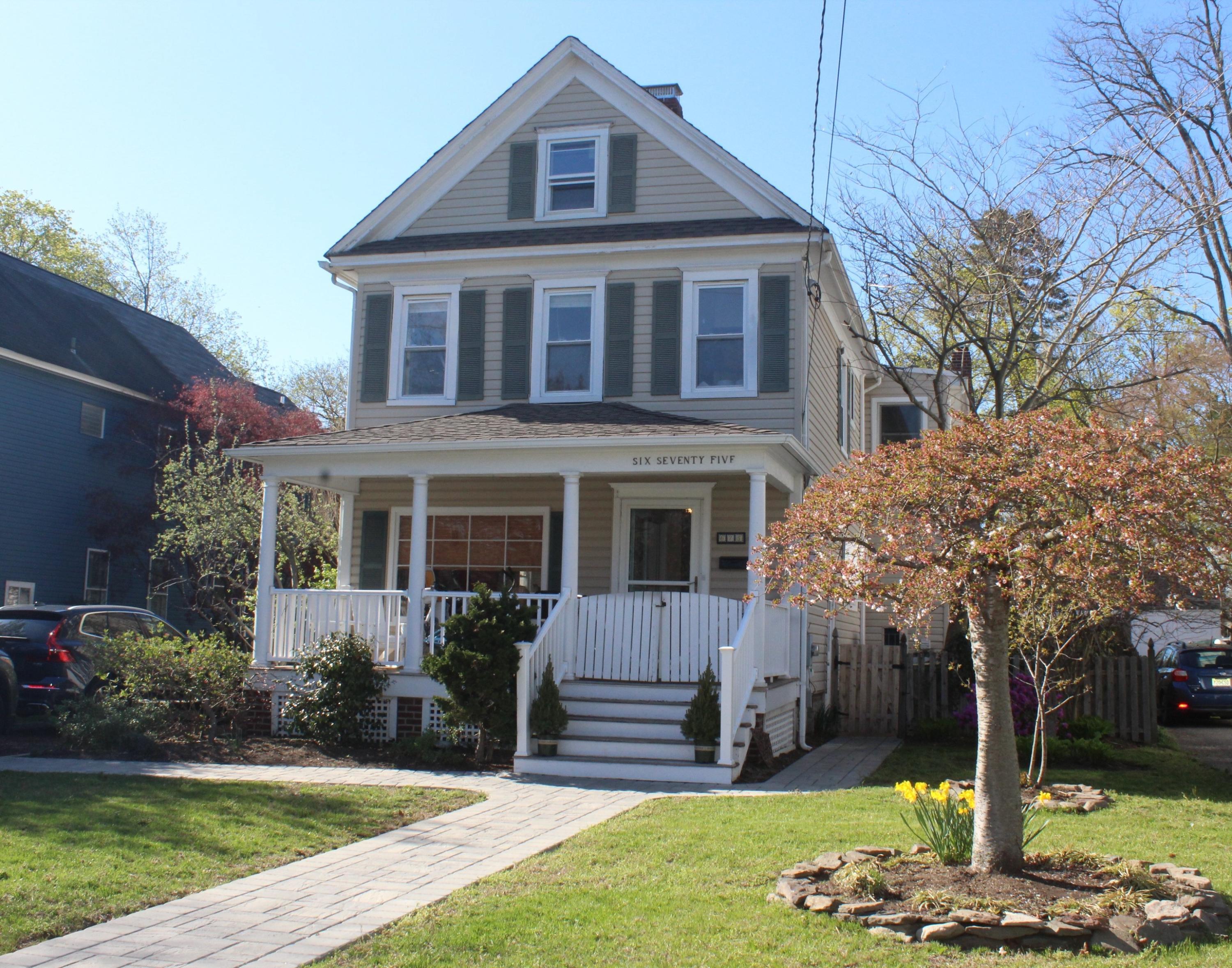 675 River Road Fair Haven, NJ 07704 - Photo 1 of 36 a front view of a house with a yard