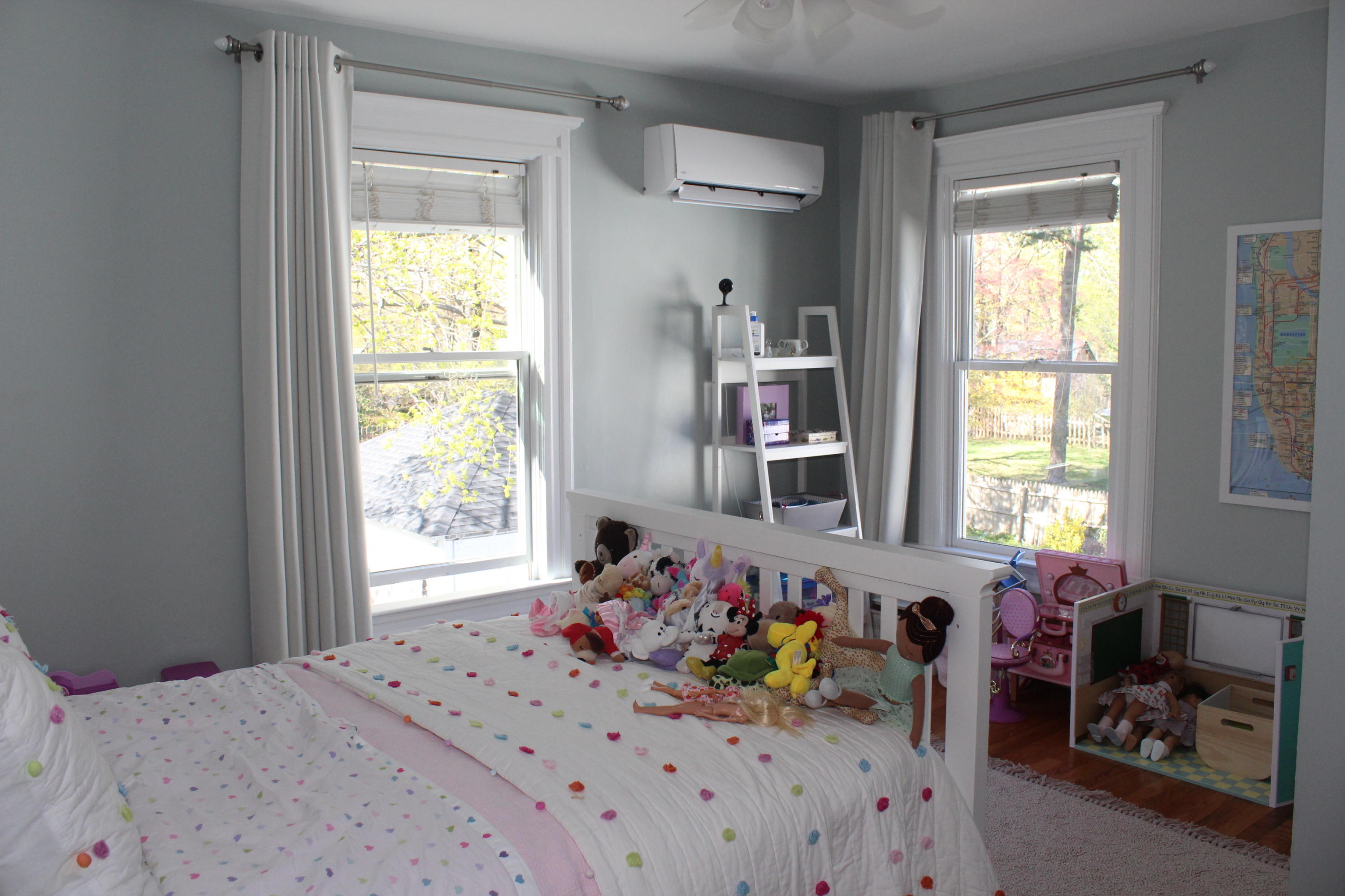 675 River Road Fair Haven, NJ 07704 - Photo 18 of 36 a bedroom with a bed and a window