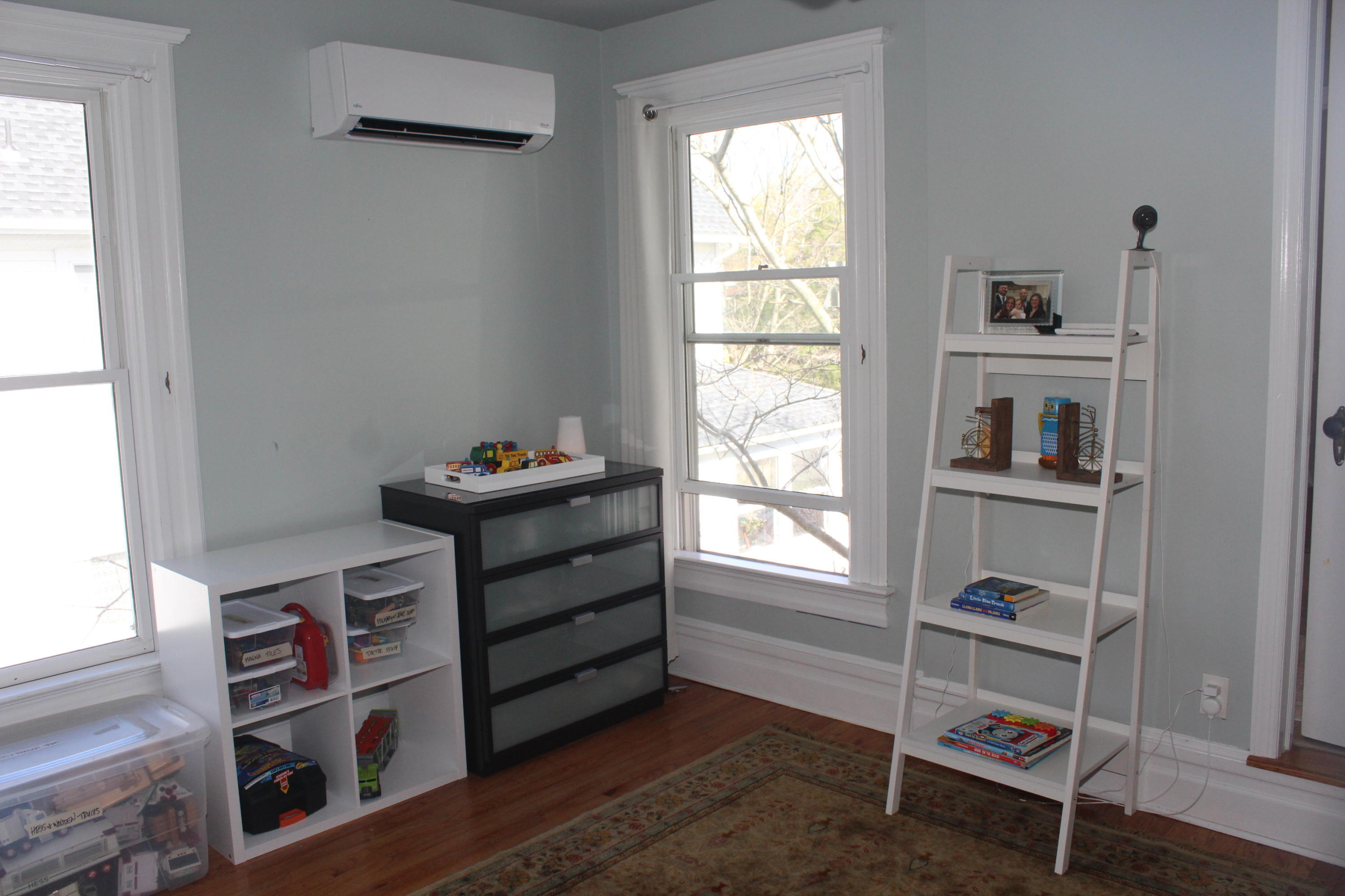 675 River Road Fair Haven, NJ 07704 - Photo 20 of 36 a room with furniture and a window