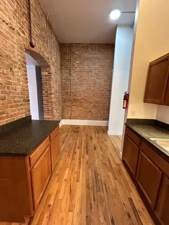 $1,520 | 208 West Michigan Avenue, Unit 2J, Ypsilanti, MI 48197