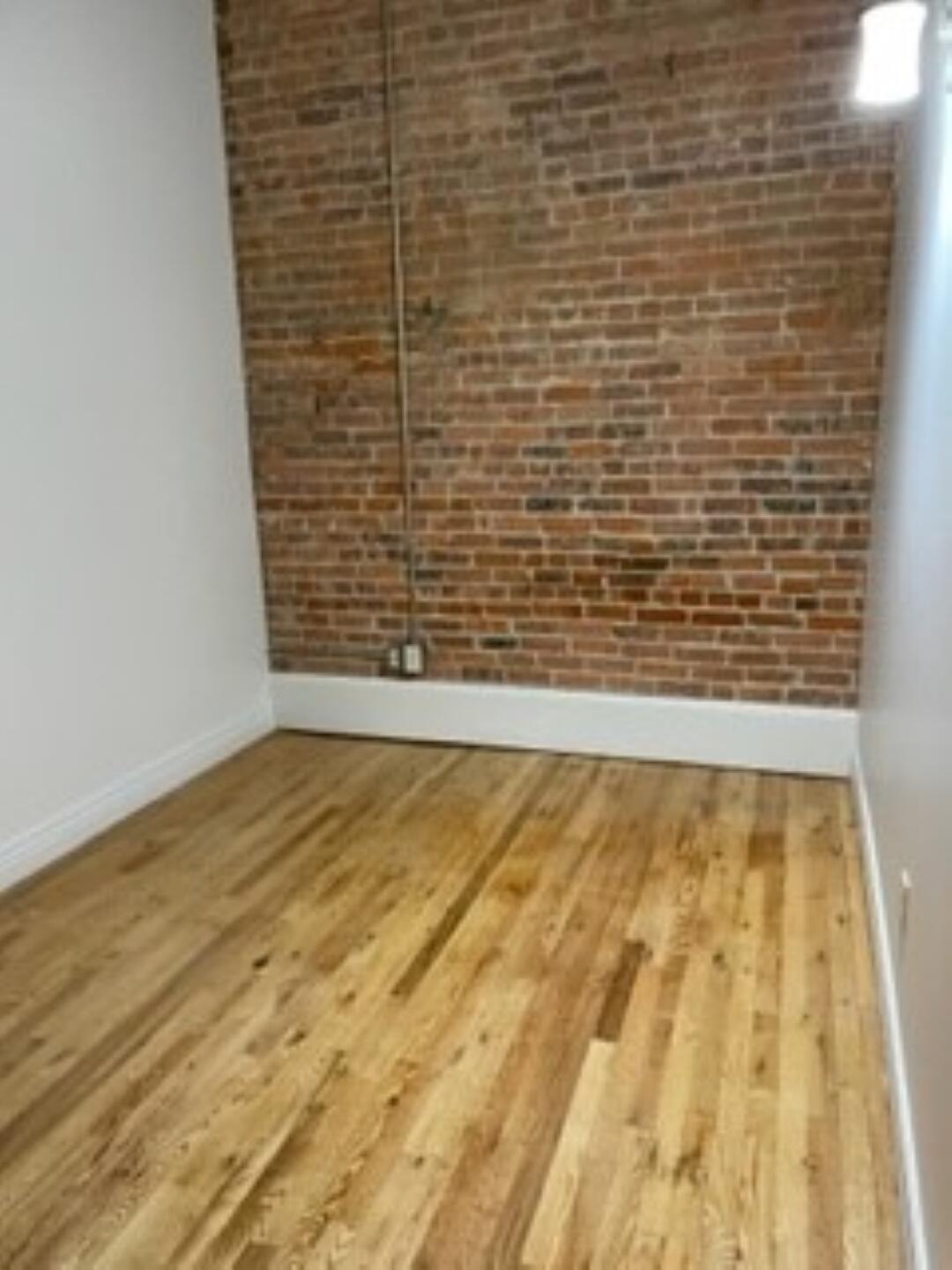 208 West Michigan Avenue, Unit 2J Ypsilanti, MI 48197 - Photo 5 of 11 IMG_366903212205023752031403212205023755