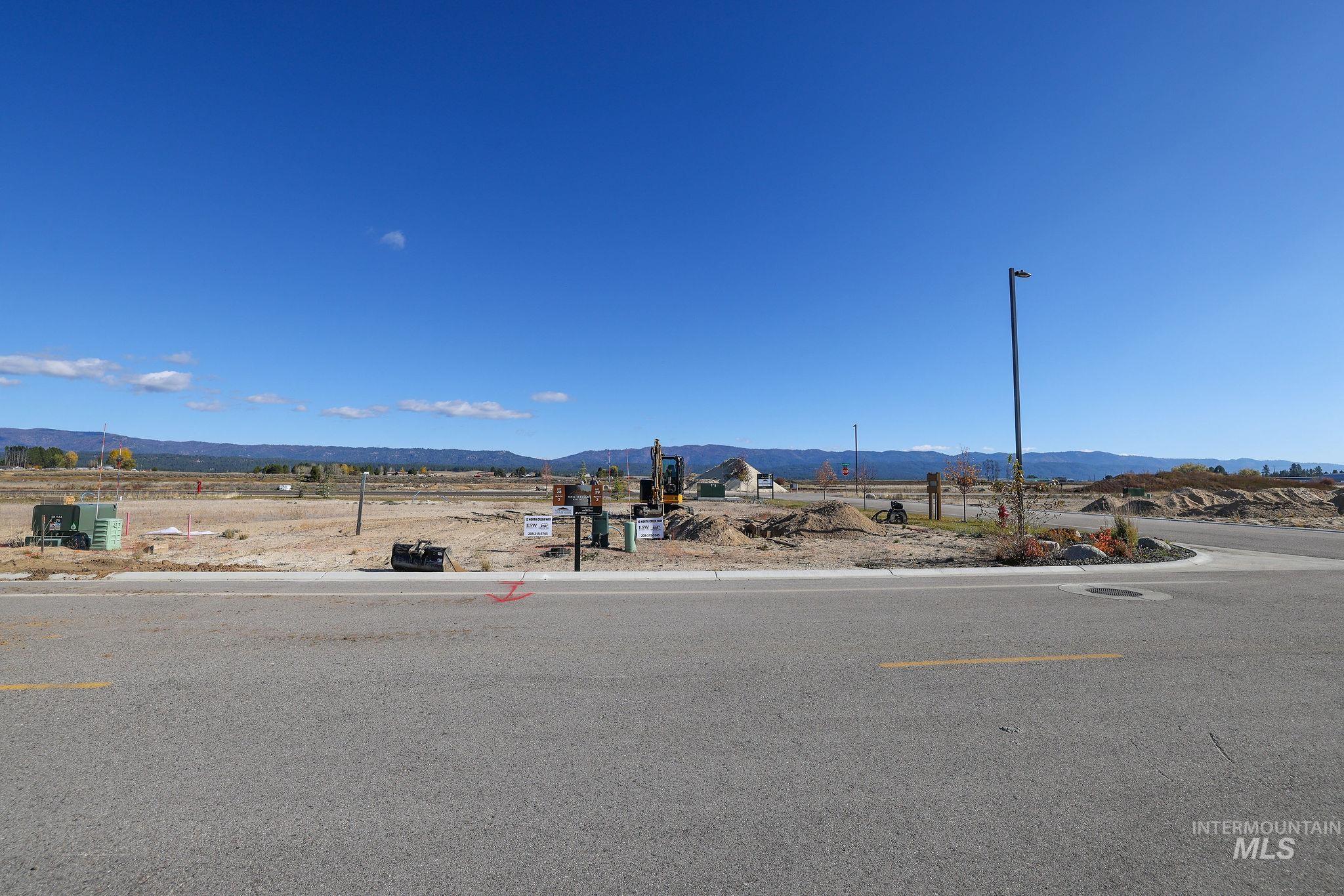 12 North Creek Way Cascade, ID 83611 - Photo 20 of 48 View of mountain background