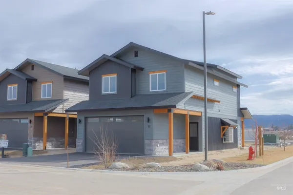 $549,000 | 12 North Creek Way, Cascade, ID 83611