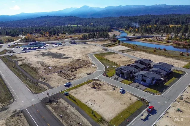 $549,000 | 12 North Creek Way, Cascade, ID 83611