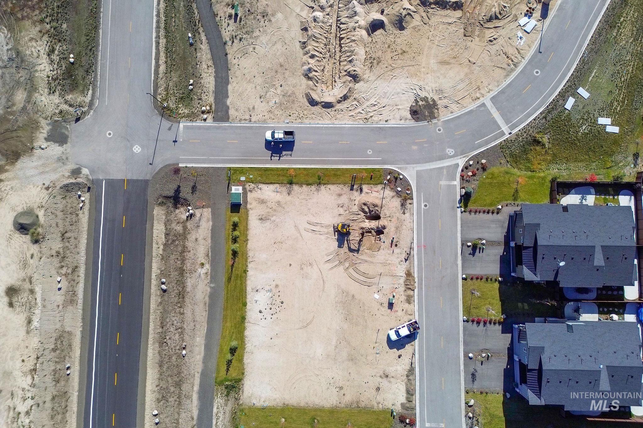 12 North Creek Way Cascade, ID 83611 - Photo 46 of 48 Aerial view of property and surrounding area