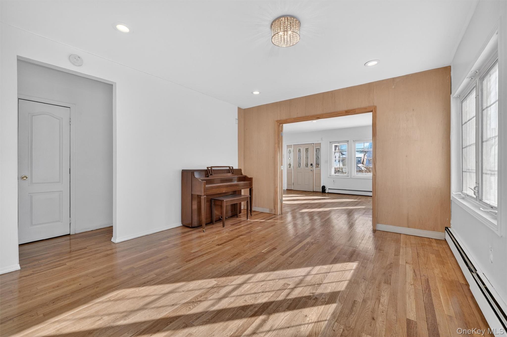 138-16 230th Street Queens, NY 11413 - Photo 9 of 49