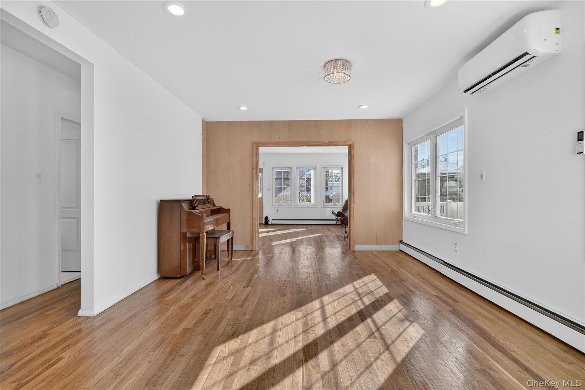 138-16 230th Street Queens, NY 11413 - Photo 10 of 49