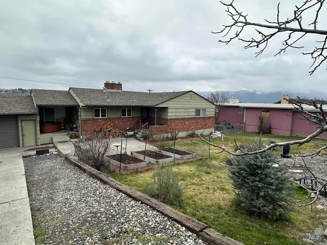 $489,000 | 3214 Meadowlark Drive, Lewiston, ID 83501