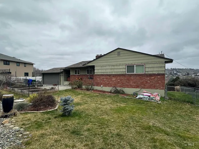 $489,000 | 3214 Meadowlark Drive, Lewiston, ID 83501