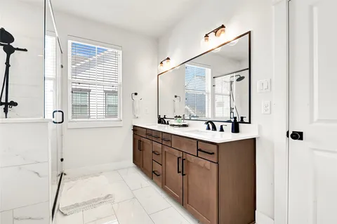 $345,000 | 5410 Wheatley Street, Unit C, Houston, TX 77091