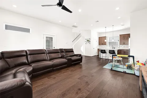 $345,000 | 5410 Wheatley Street, Unit C, Houston, TX 77091