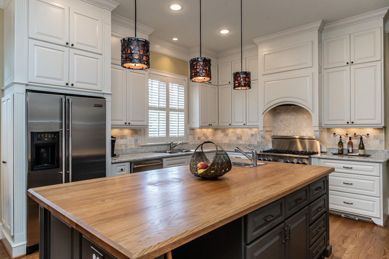 2409 Lewis Grove Lane Raleigh, NC 27608 - Photo 20 of 44 Photo 22