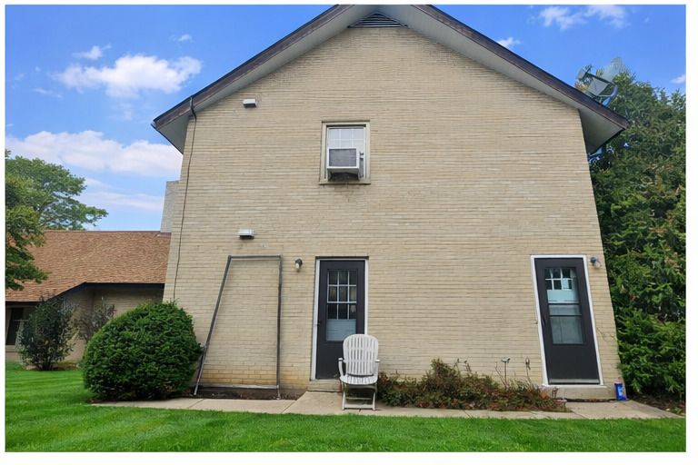 863 North Northwest Highway, Unit 1 Park Ridge, IL 60068 - Photo 2 of 16