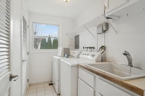 $495,000 | 1361 Brandywyn Lane, Buffalo Grove, IL 60089