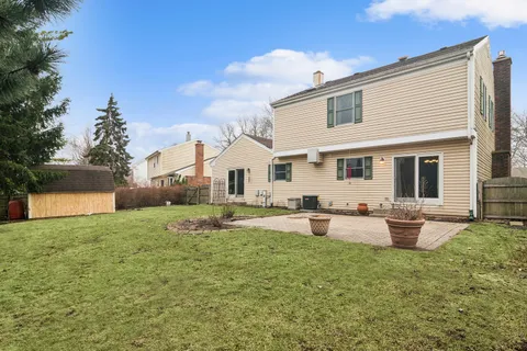 $495,000 | 1361 Brandywyn Lane, Buffalo Grove, IL 60089