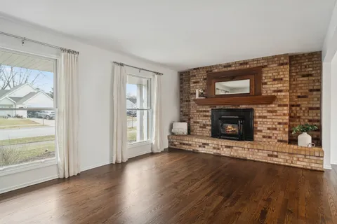 $495,000 | 1361 Brandywyn Lane, Buffalo Grove, IL 60089