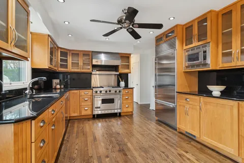 $495,000 | 1361 Brandywyn Lane, Buffalo Grove, IL 60089