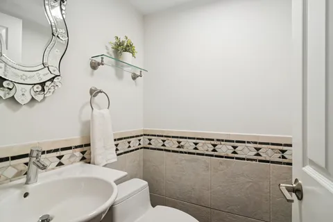 $495,000 | 1361 Brandywyn Lane, Buffalo Grove, IL 60089