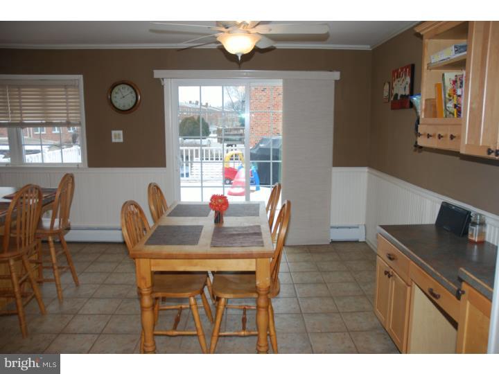 3452 Brookview Road Philadelphia, PA 19154 - Photo 8 of 25 Kitchen
