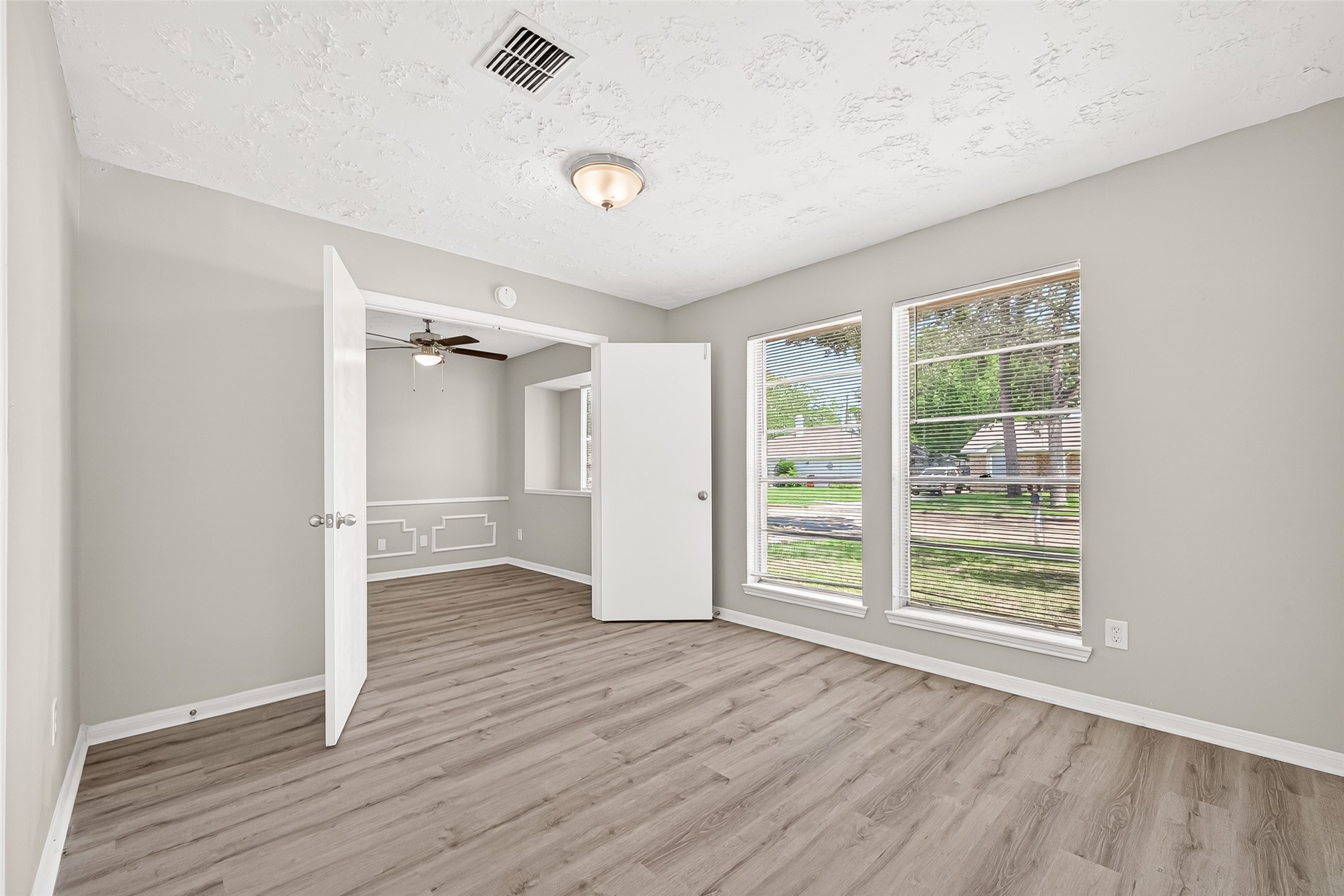 23235 Earlmist Drive Spring, TX 77373 - Photo 14 of 26 Formal living area- opens to office