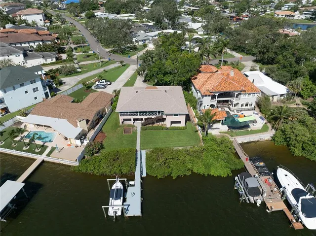 $2,500,000 | 6663 Bayou Grande Boulevard Northeast, St. Petersburg, FL 33702